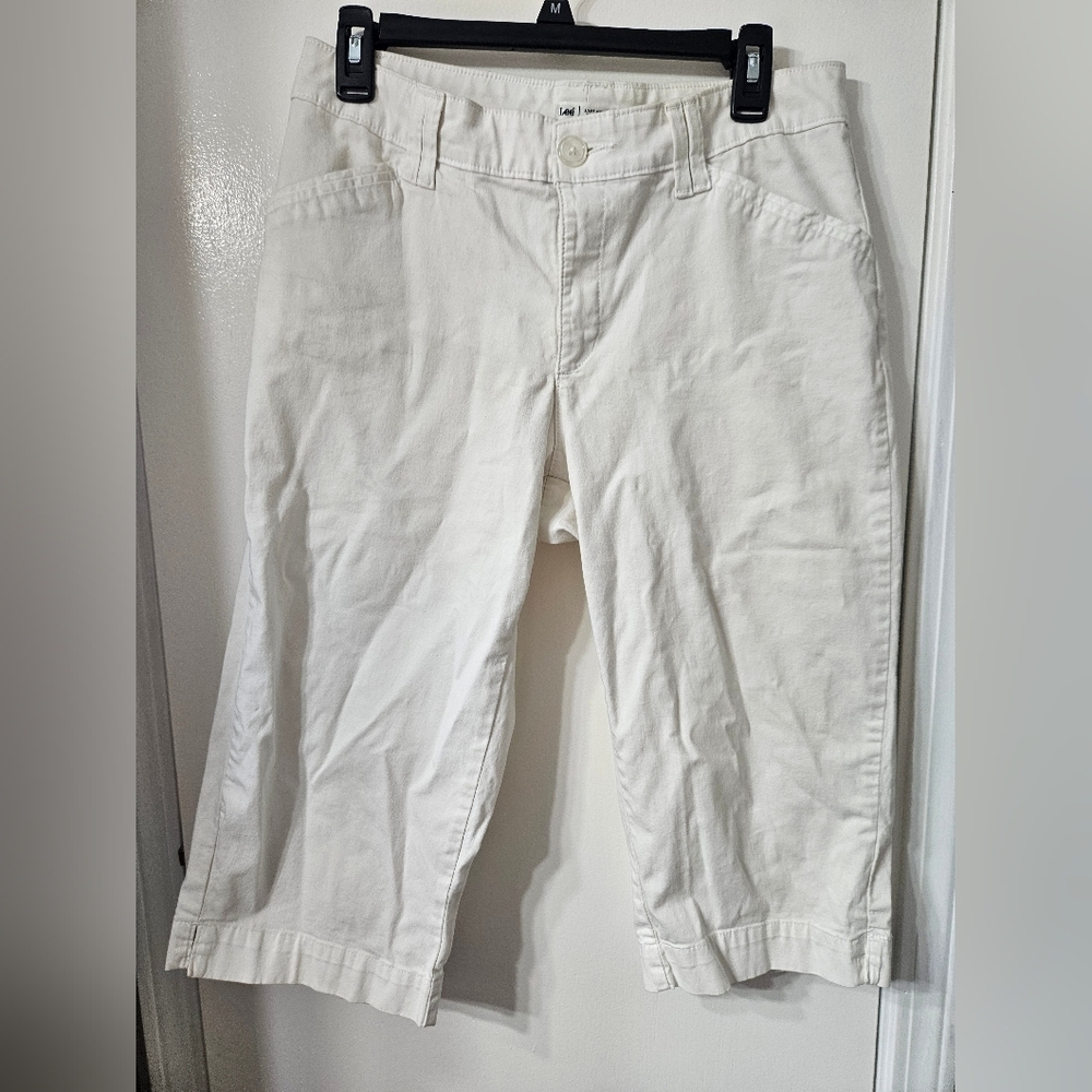Lee Women's 8 Petite White Casual Capris